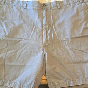 Roundtree & Yorke Gray Flat Front Shorts